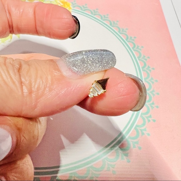 Stormy Reflection Gray Triangle Crystal Clear Baguettes Gold Pierced Earring 1pc - Picture 2 of 9